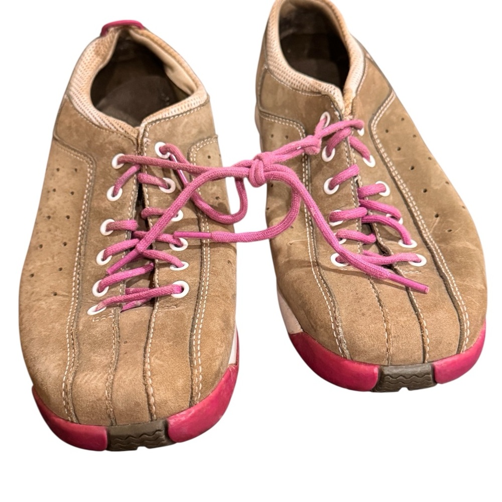Cole Haan Olive Green Sneakers with pink laces size 7.5